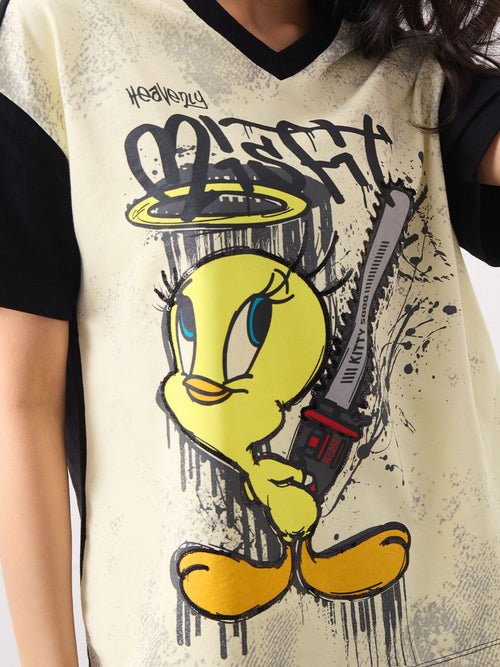 Tweety: Heavenly Misfit Women Oversized T-Shirts