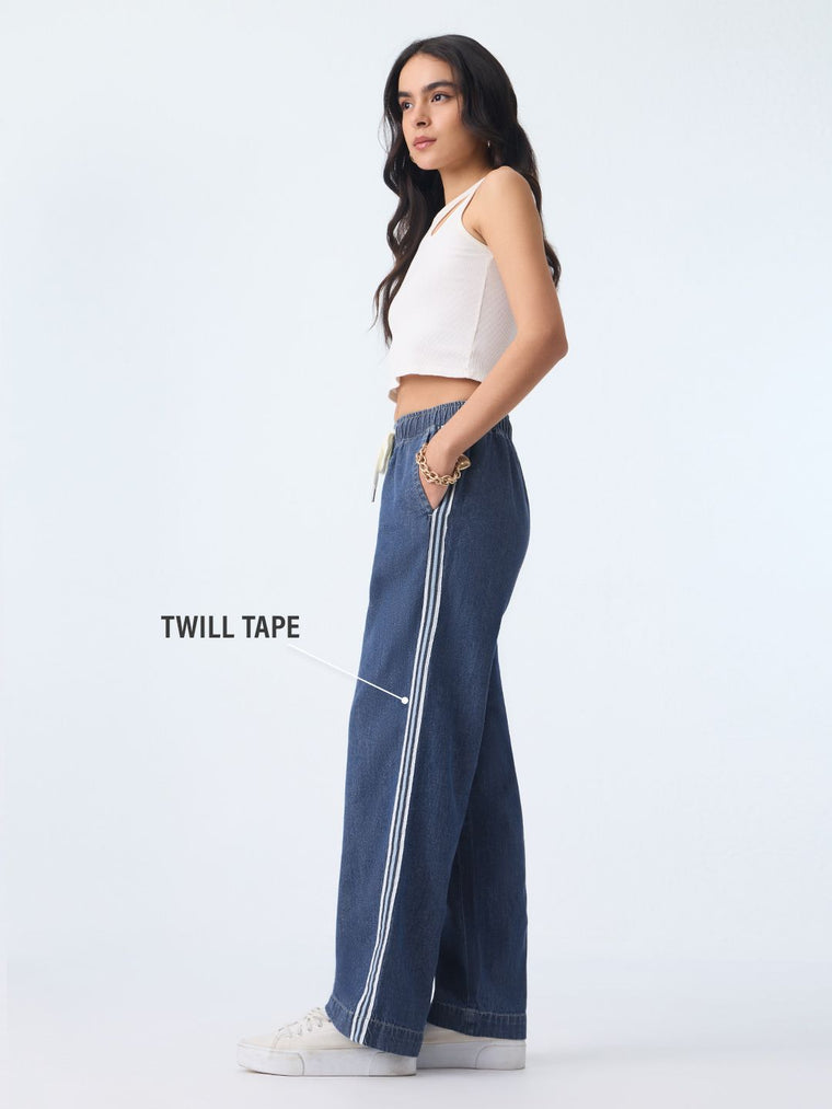 Pull-On Denim: True Blue Women Pull on Denims