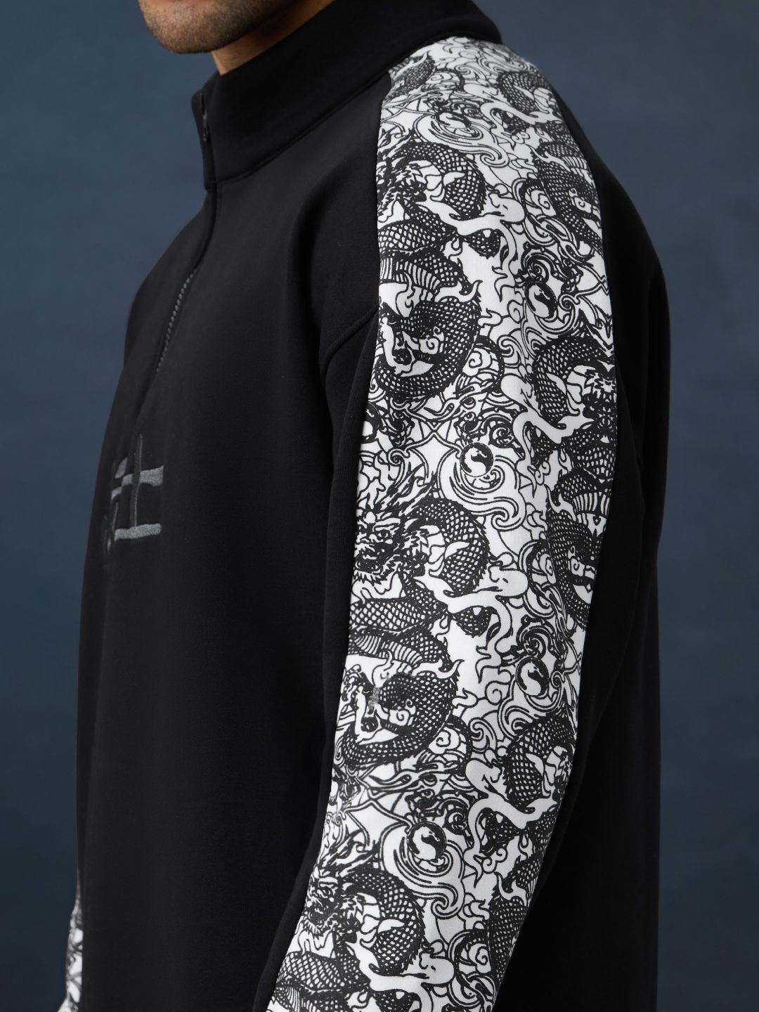 Mortal Kombat: Warrior Men Oversized Sweatshirts