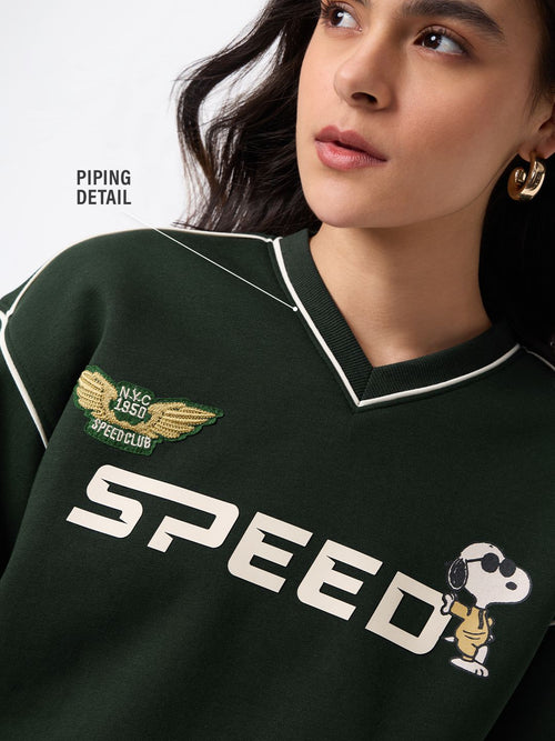 Peanuts: Speed Beagle Women Oversized Sweatshirts