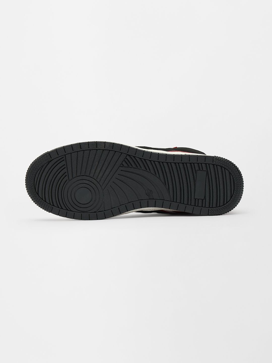 Urban Blaze: Mocha Men Low Top Sneakers