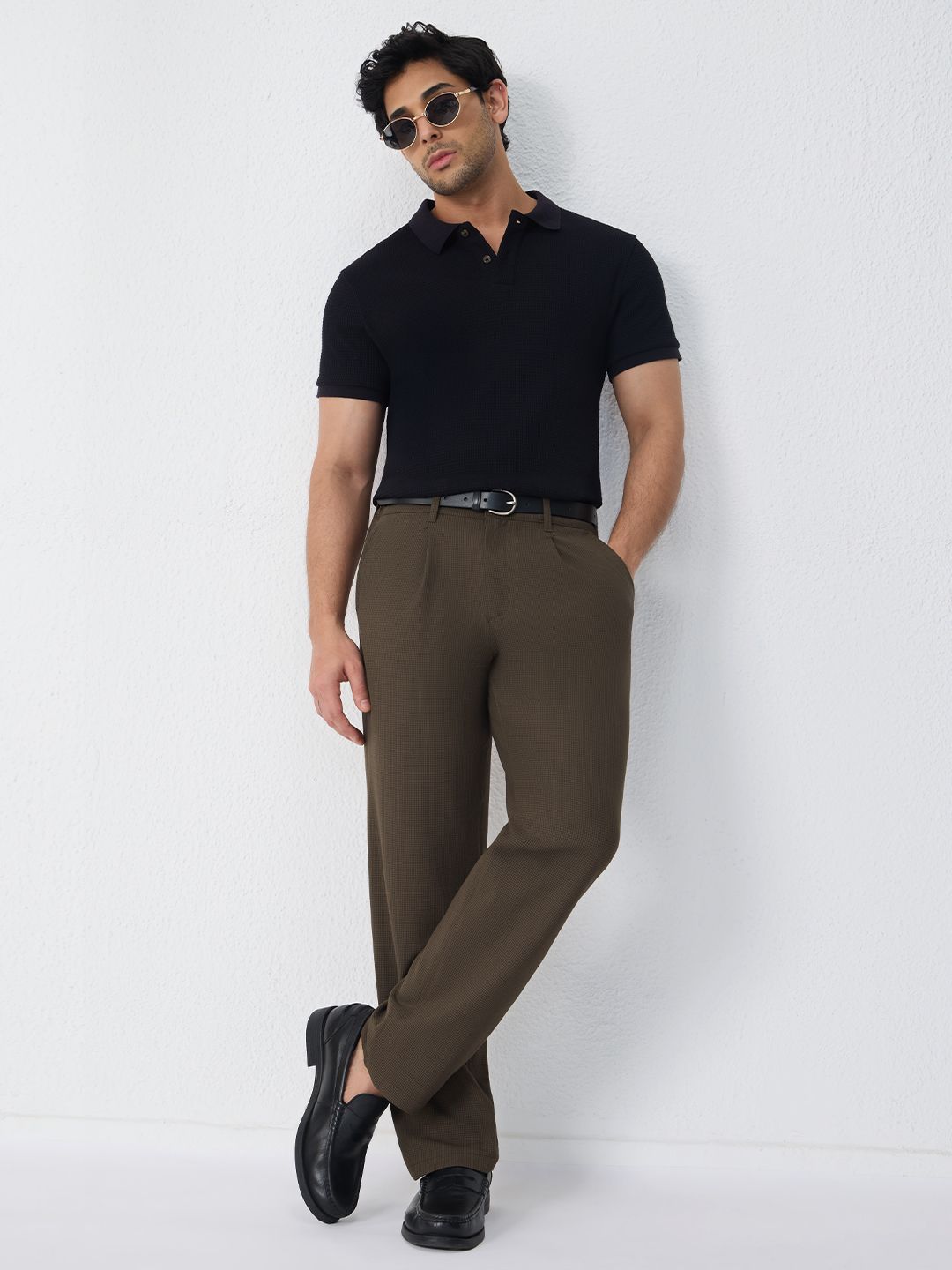 Pleated Pants: Dune Men Super Flex Pants