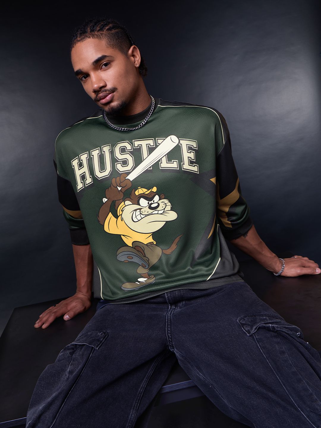 Looney Tunes: Hustlin' Taz Oversized Jerseys