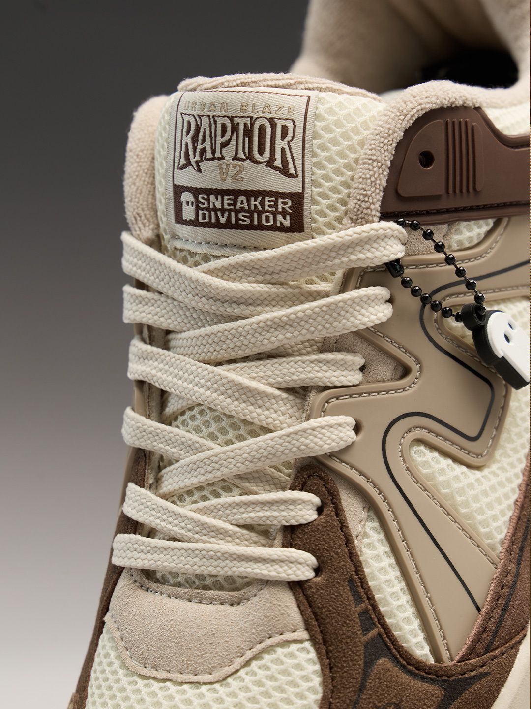Raptors V2: Canyon Dust Men Low Top Sneakers