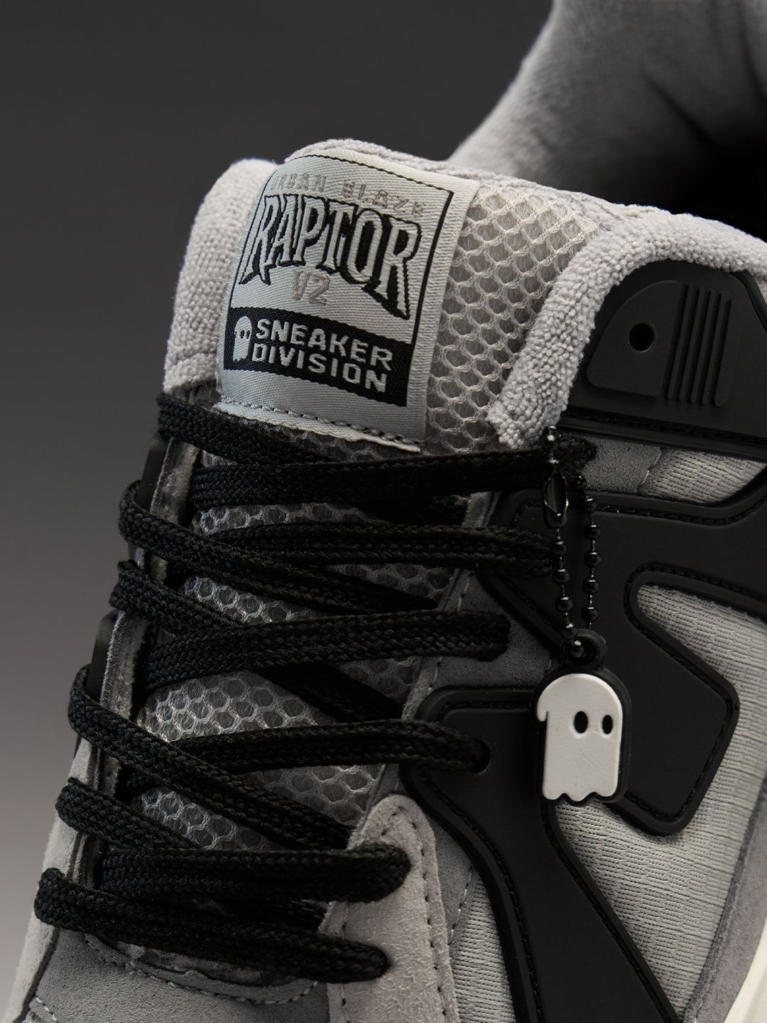 Raptors V2: Ashfang Men Low Top Sneakers
