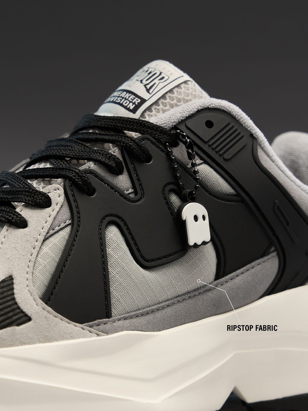 Raptors V2: Ashfang Men Low Top Sneakers