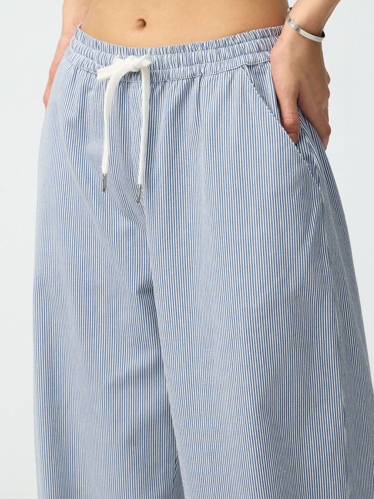 Barrel-Fit Pants: High Tide Women Barrel Pants