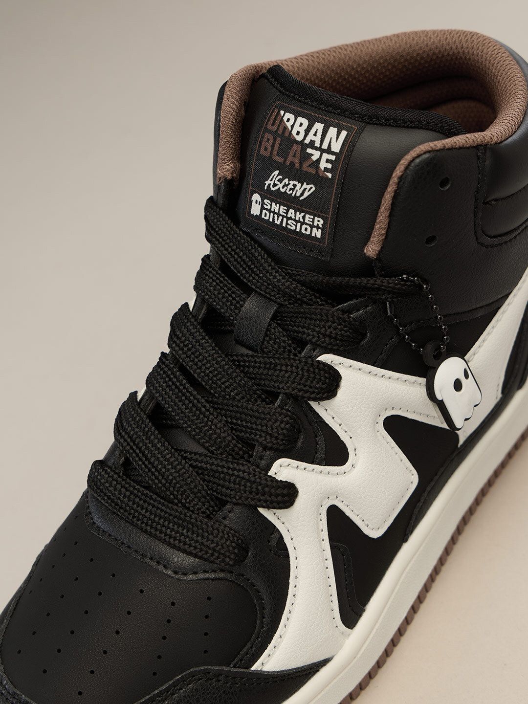 UBZ Ascend: Black Men Mid Top Sneakers