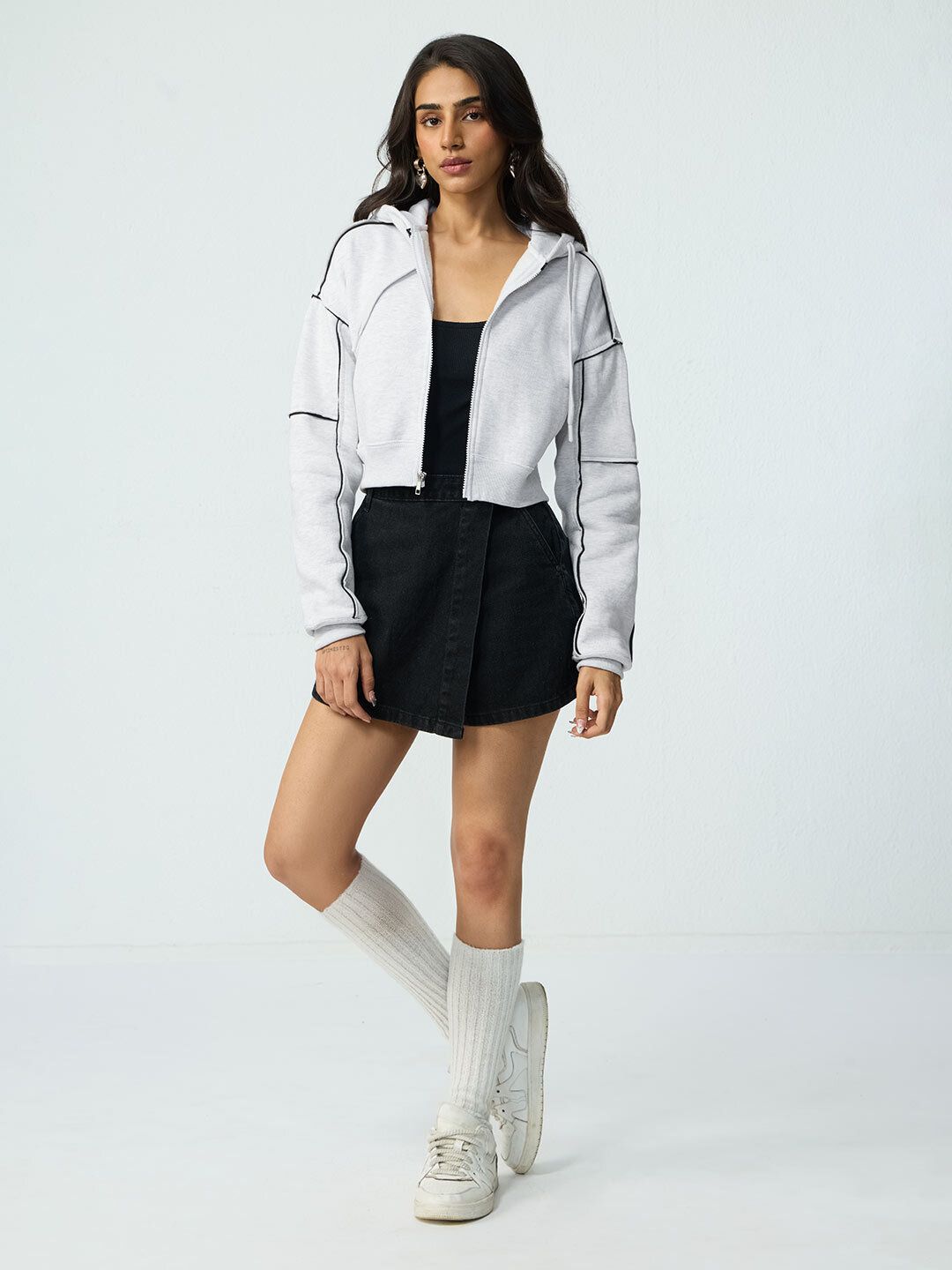 Solids: Grey Prism Women Cropped Zipper Hoodies