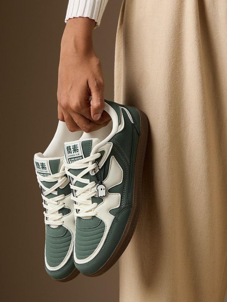 Tender Coconut: Kanso V2 Women Low Top Sneakers