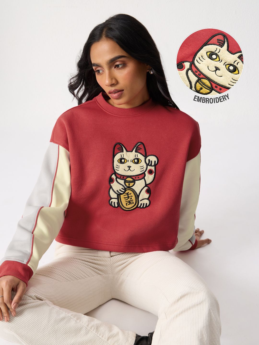 TSS Originals: Lucky Cat Women Oversized Sweatshirts