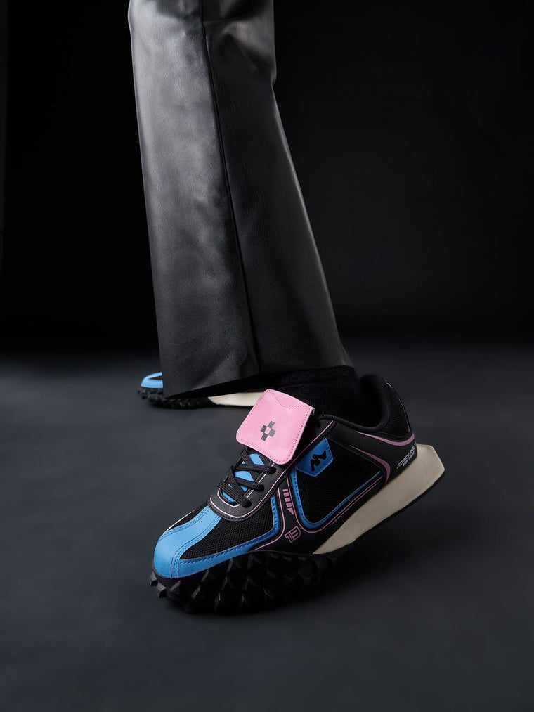 Blackberry: Velocity Women Low Top Sneakers