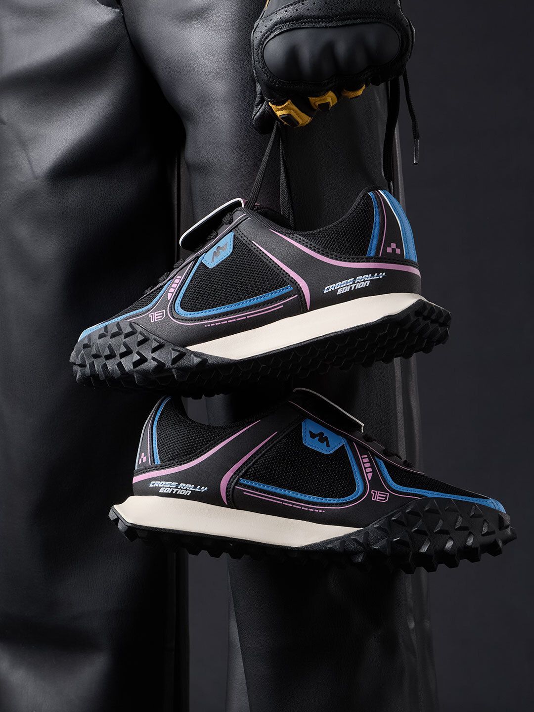 Blackberry: Velocity Women Low Top Sneakers