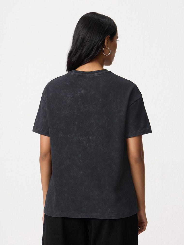 Peanuts: Funny Snoopy Women Oversized T-Shirts