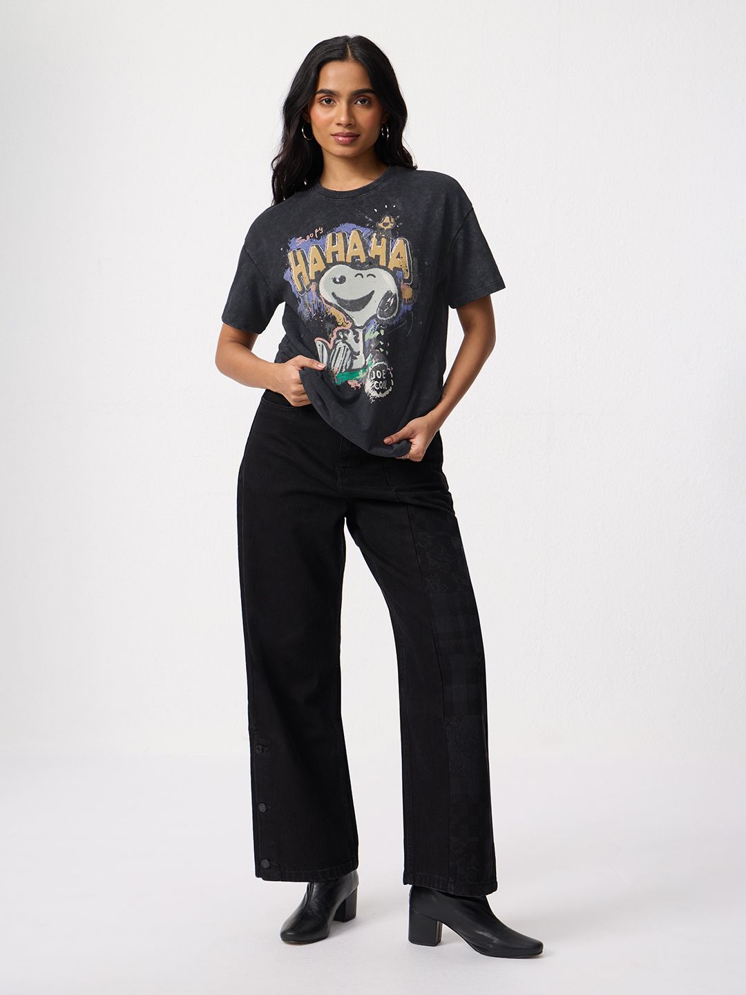 Peanuts: Funny Snoopy Women Oversized T-Shirts