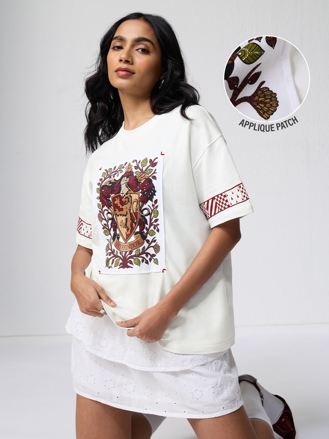 Harry Potter: Desi Gryffindor Women Oversized T-Shirts