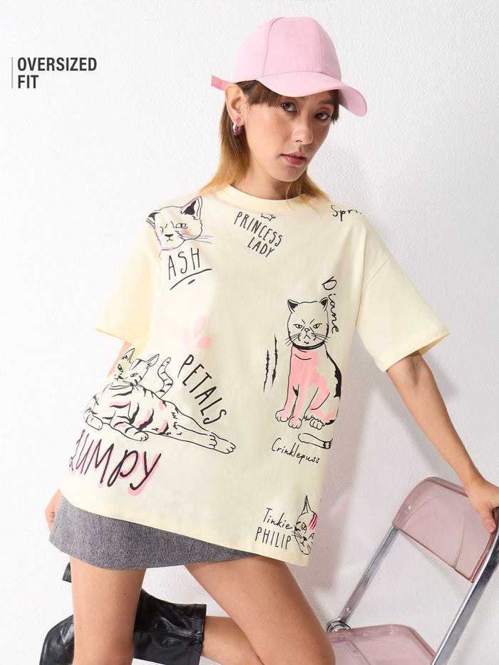The Office: Angela's Cats Women Oversized T-Shirts