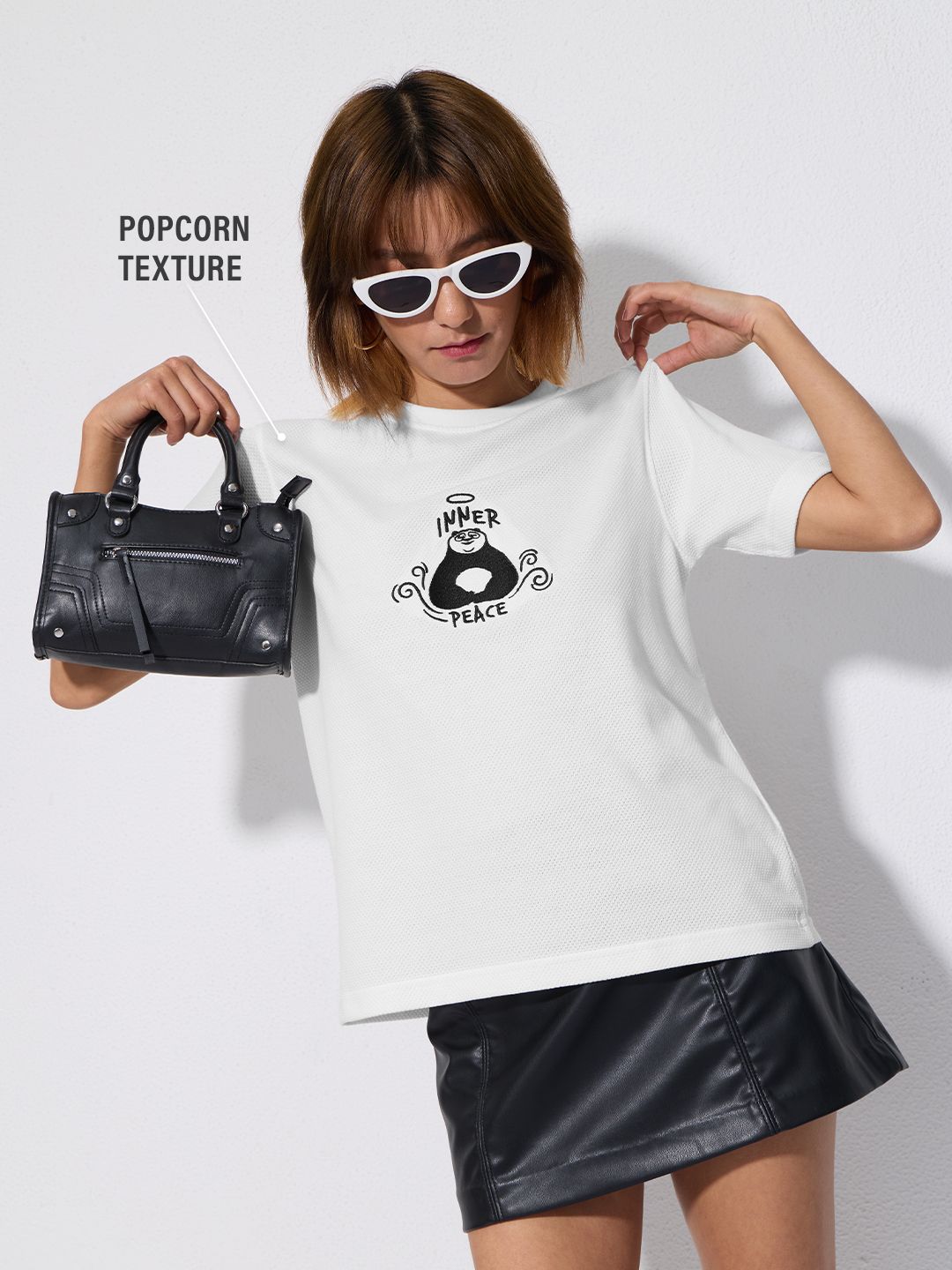 Textured T-shirt: Kung Fu Panda Peace Women Relaxed T-Shirts