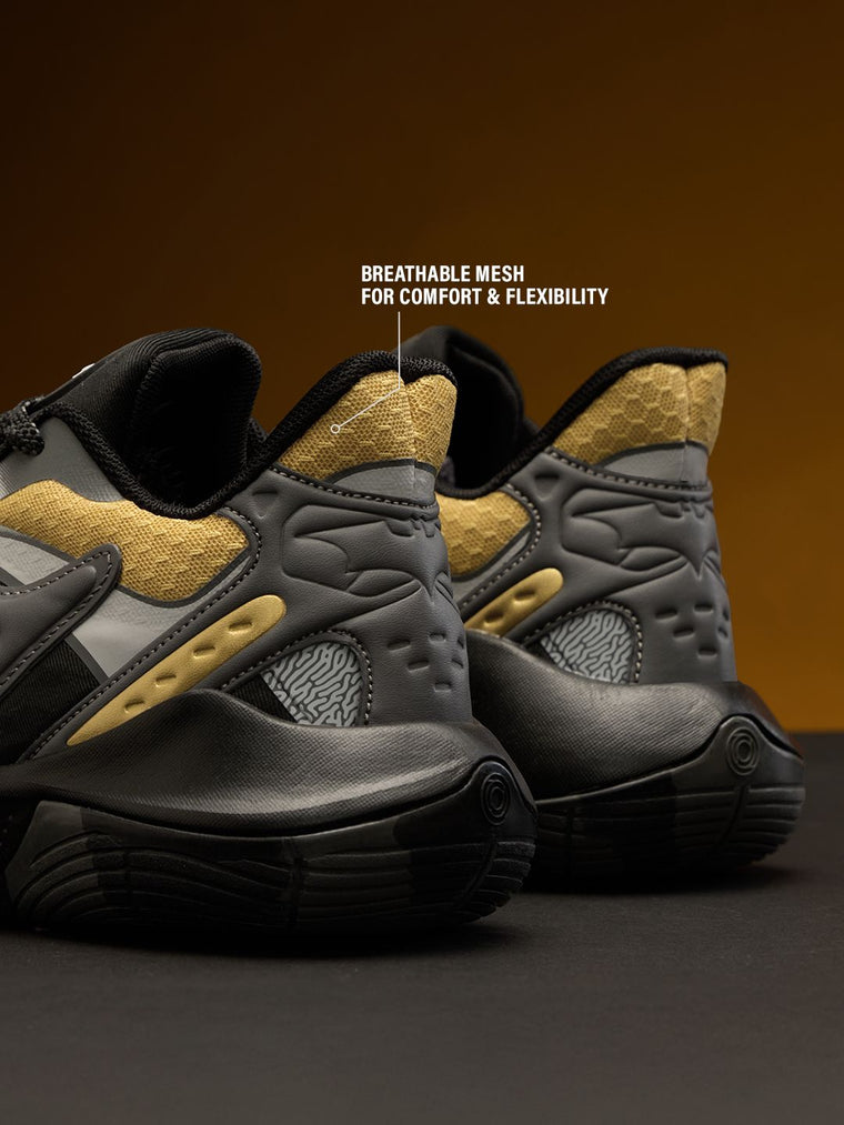 Hoops: Batman Men Low Top Sneakers