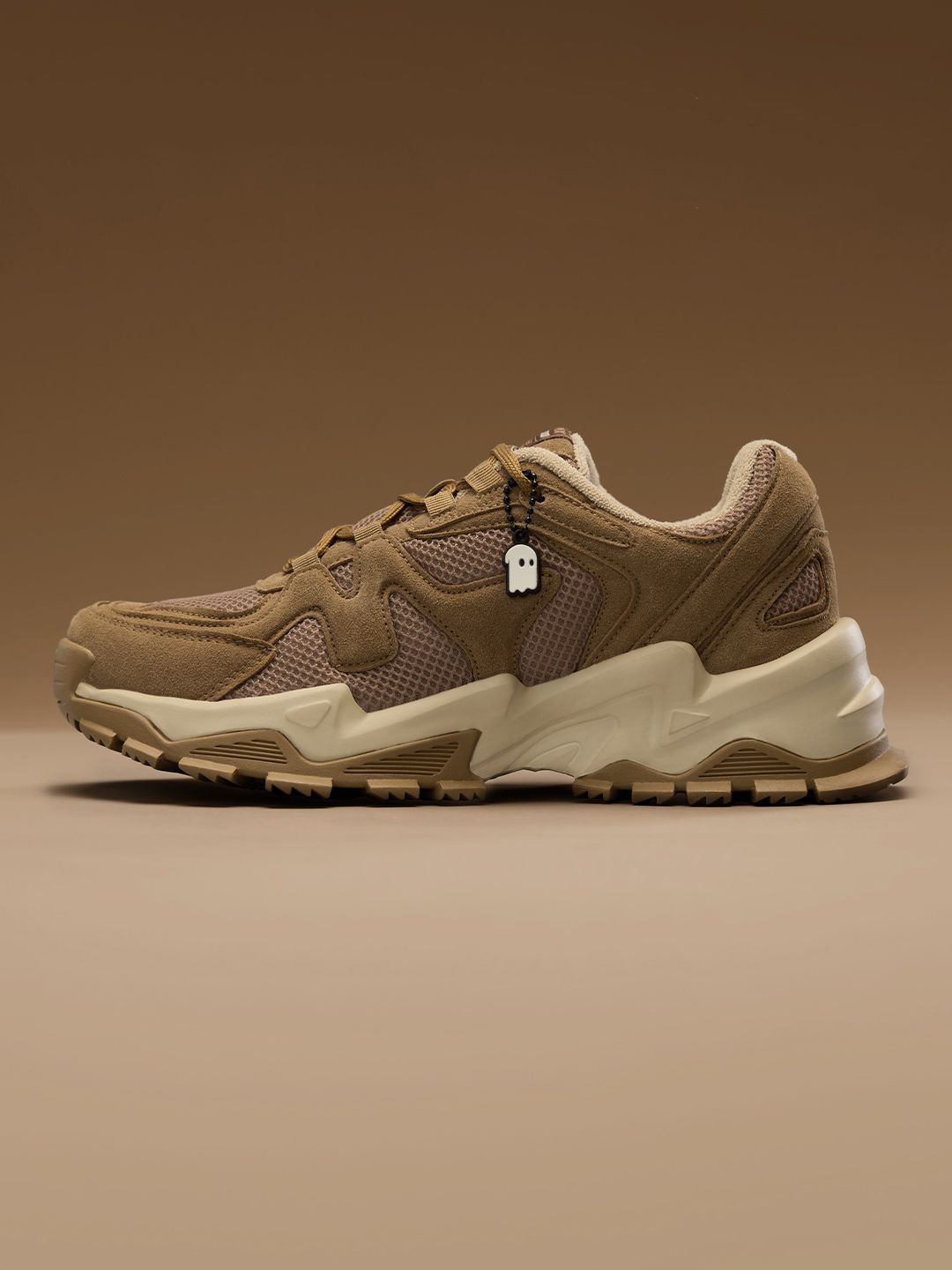 Fumes NX: Driftwood Men Low Top Sneakers