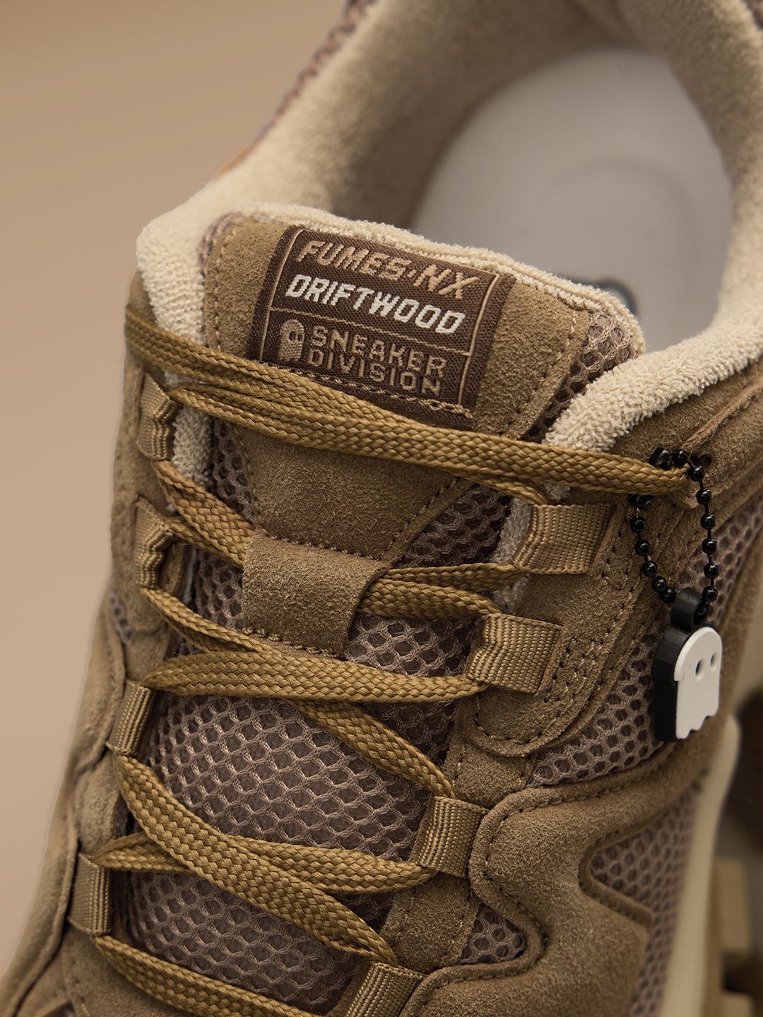 Fumes NX: Driftwood Men Low Top Sneakers