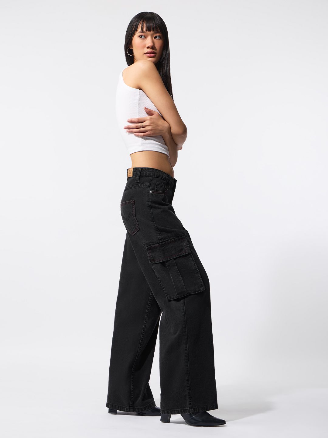 Wide-Leg Denim: Carbon Black Women Wide Denims