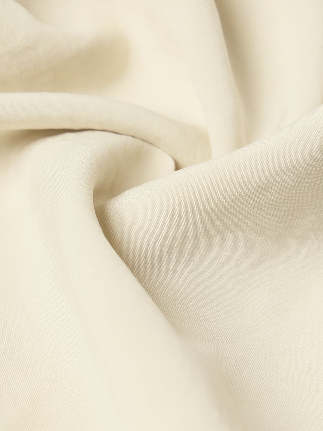Classic Solids: CrÃ¨me Women Regular Shirts