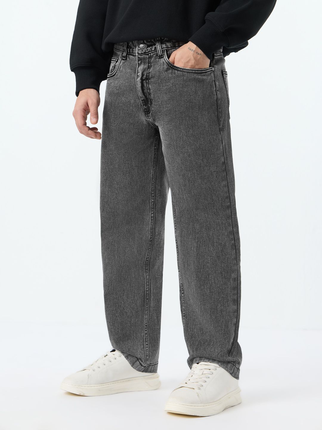 Baggy-Fit Denim: Porpoise Men Baggy Fit Jeans