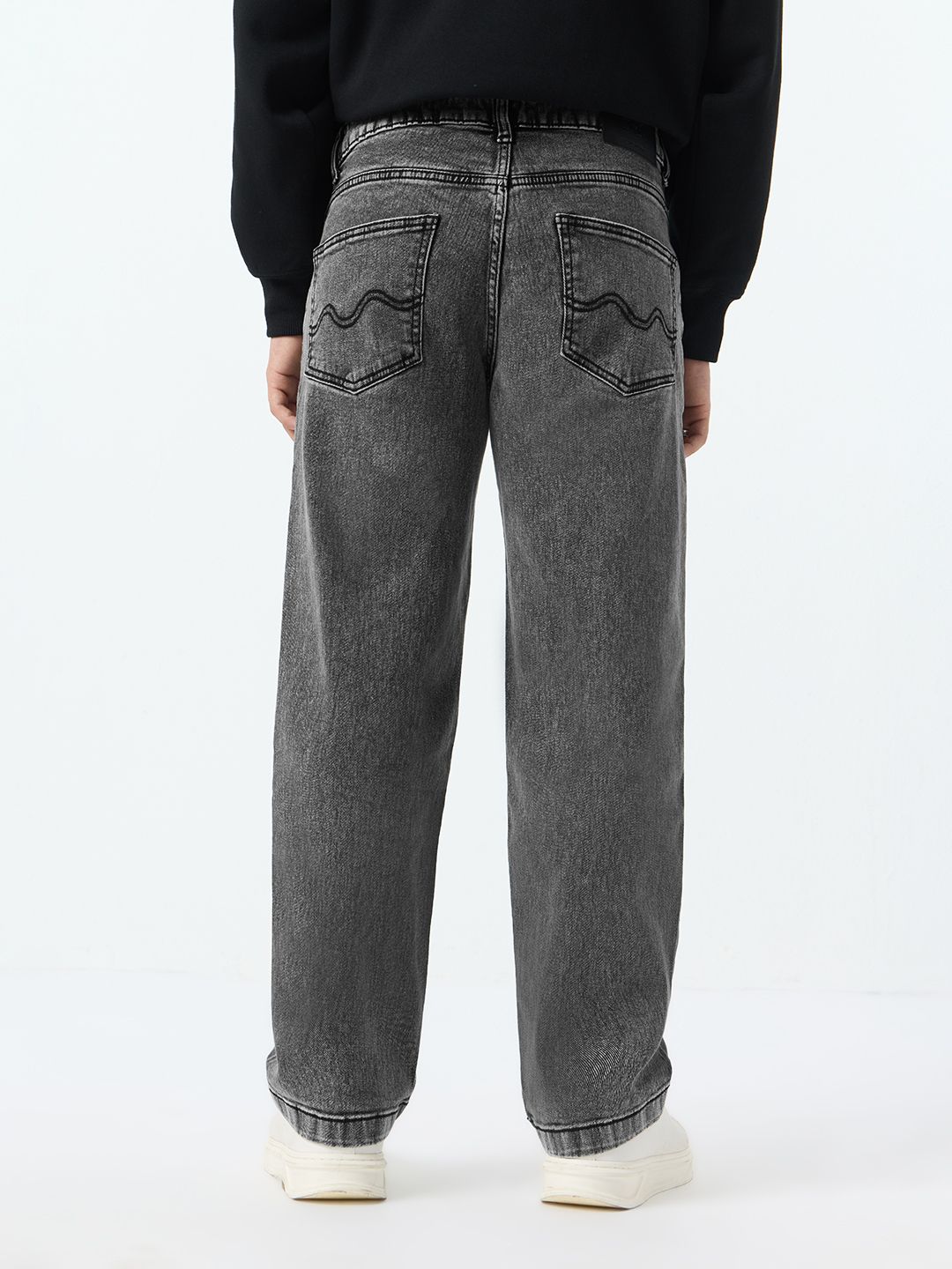 Baggy-Fit Denim: Porpoise Men Baggy Fit Jeans