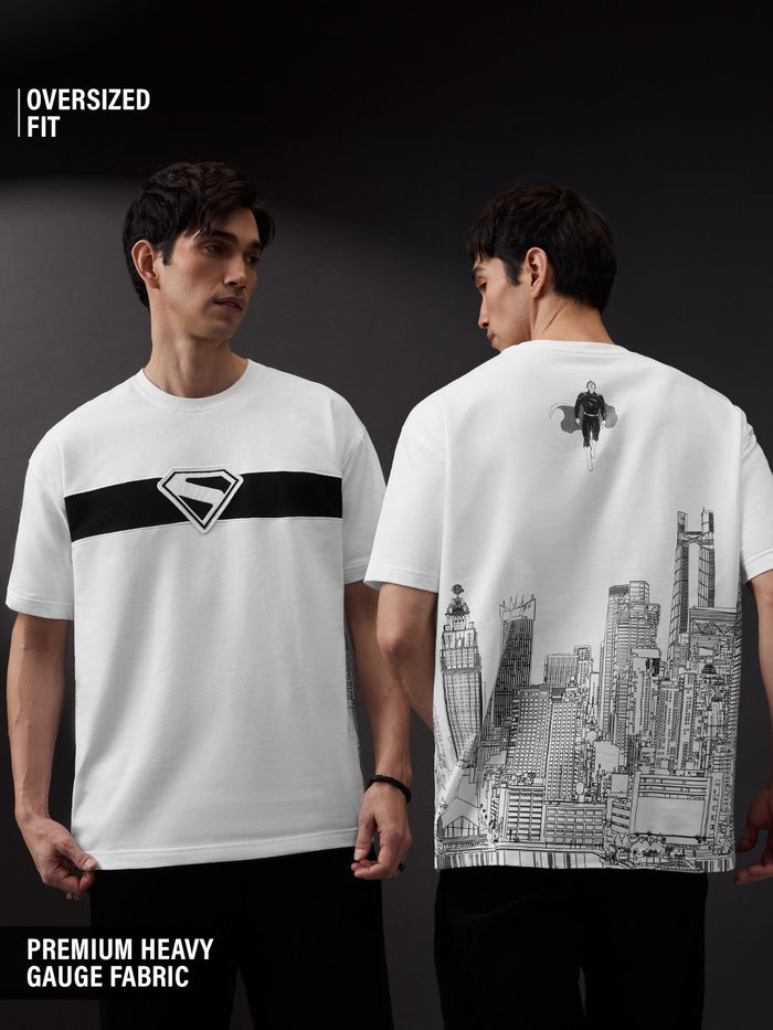 Superman: Fly Up Oversized T-Shirts