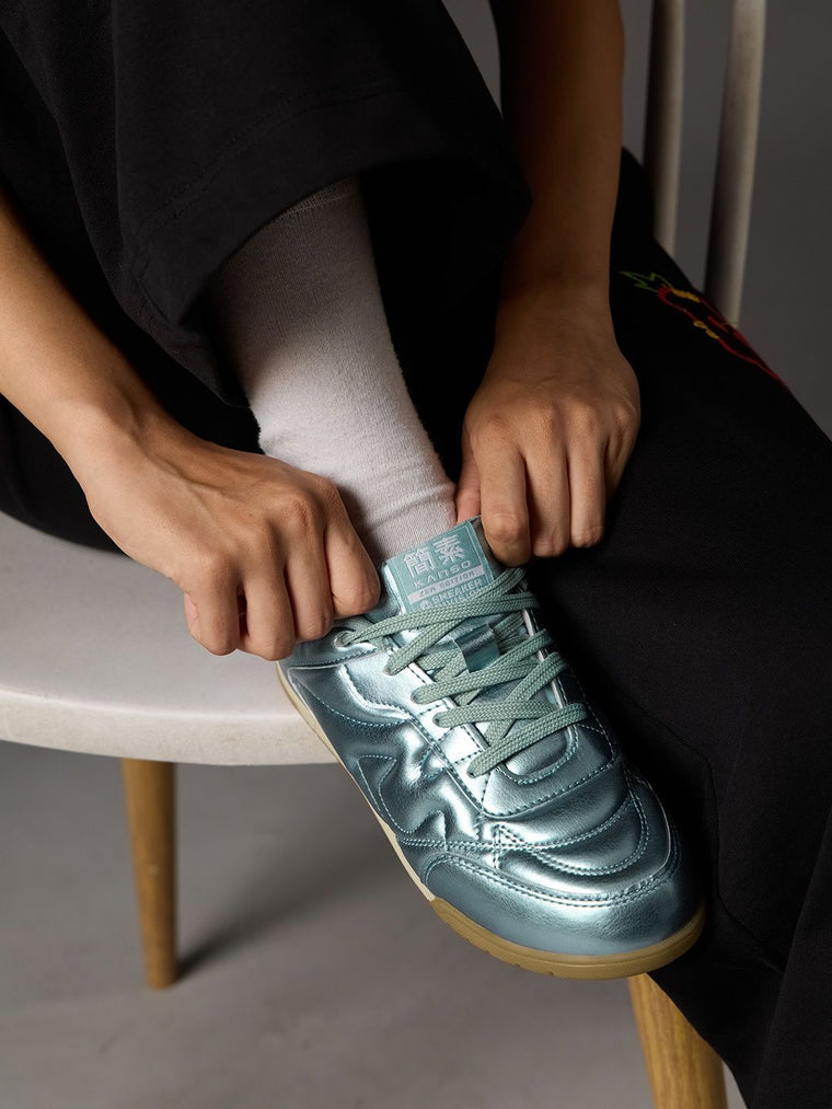 Ice Blue: Kanso ZE Women Low Top Sneakers