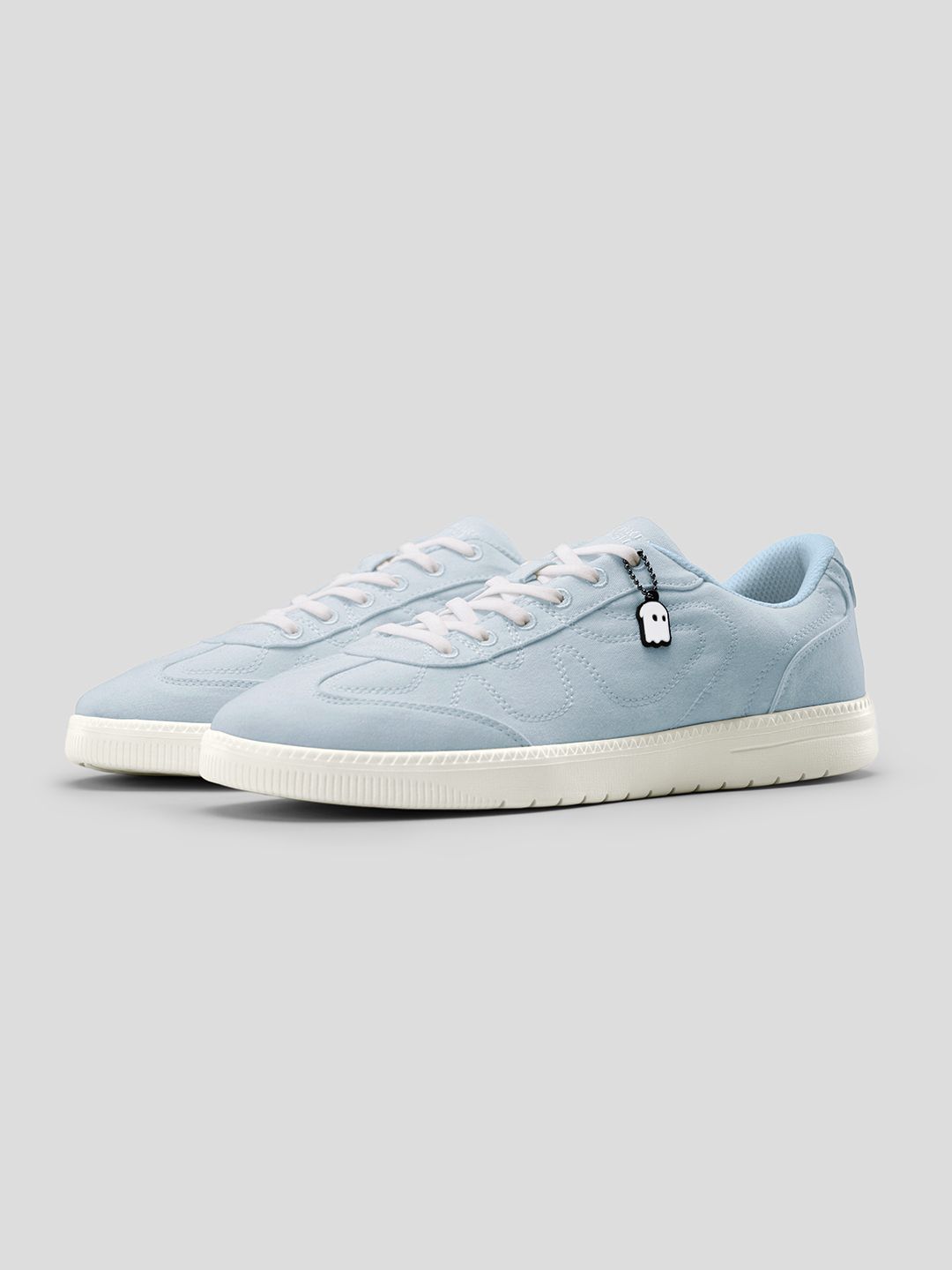 Macroon: UBZ Fly Women Low Top Sneakers