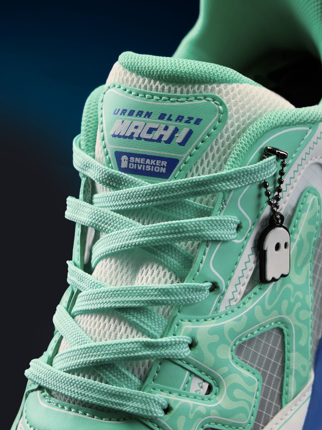 MACH 1 Men Low Top Sneakers
