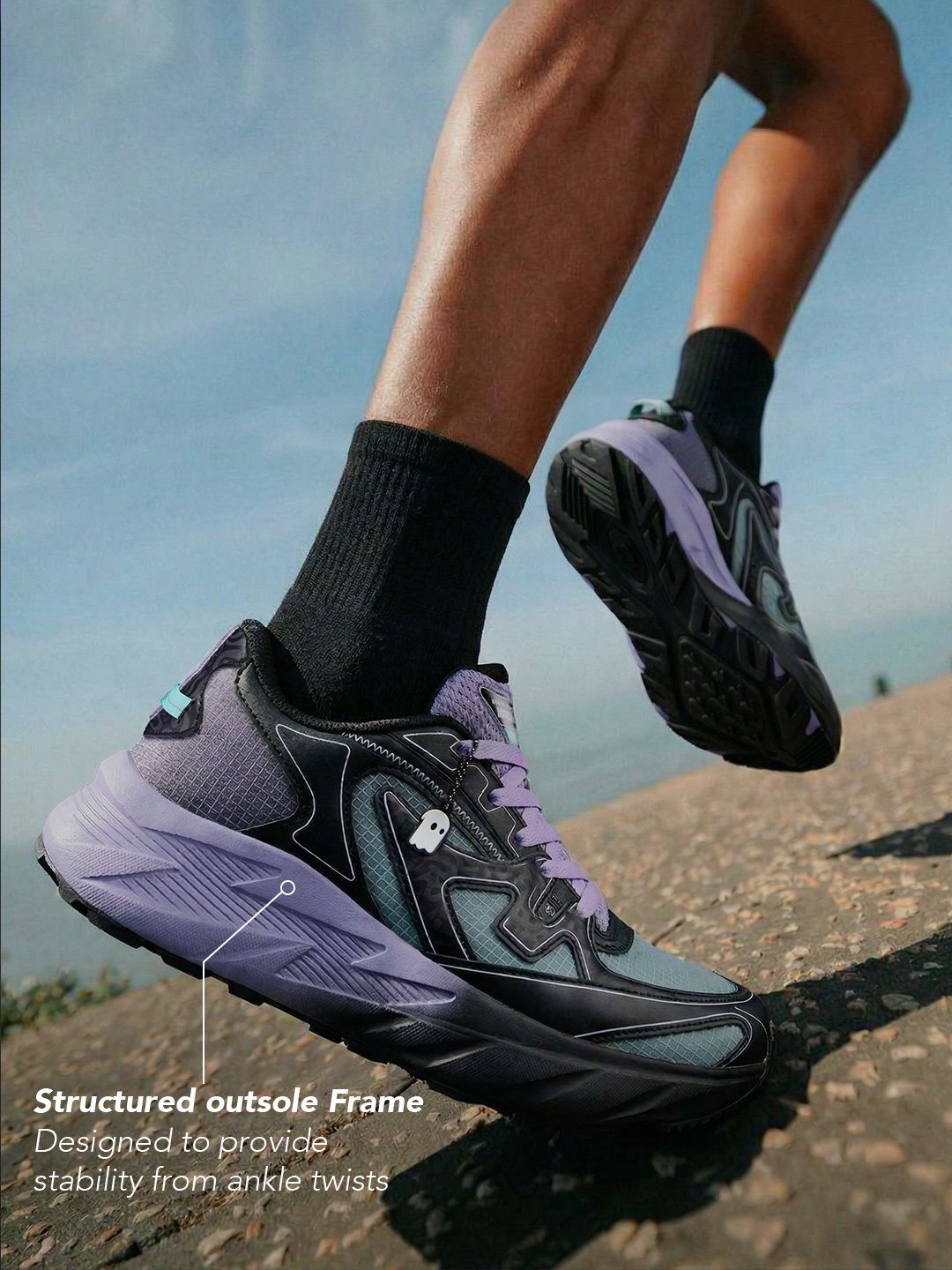 MACH 3 Men Low Top Sneakers