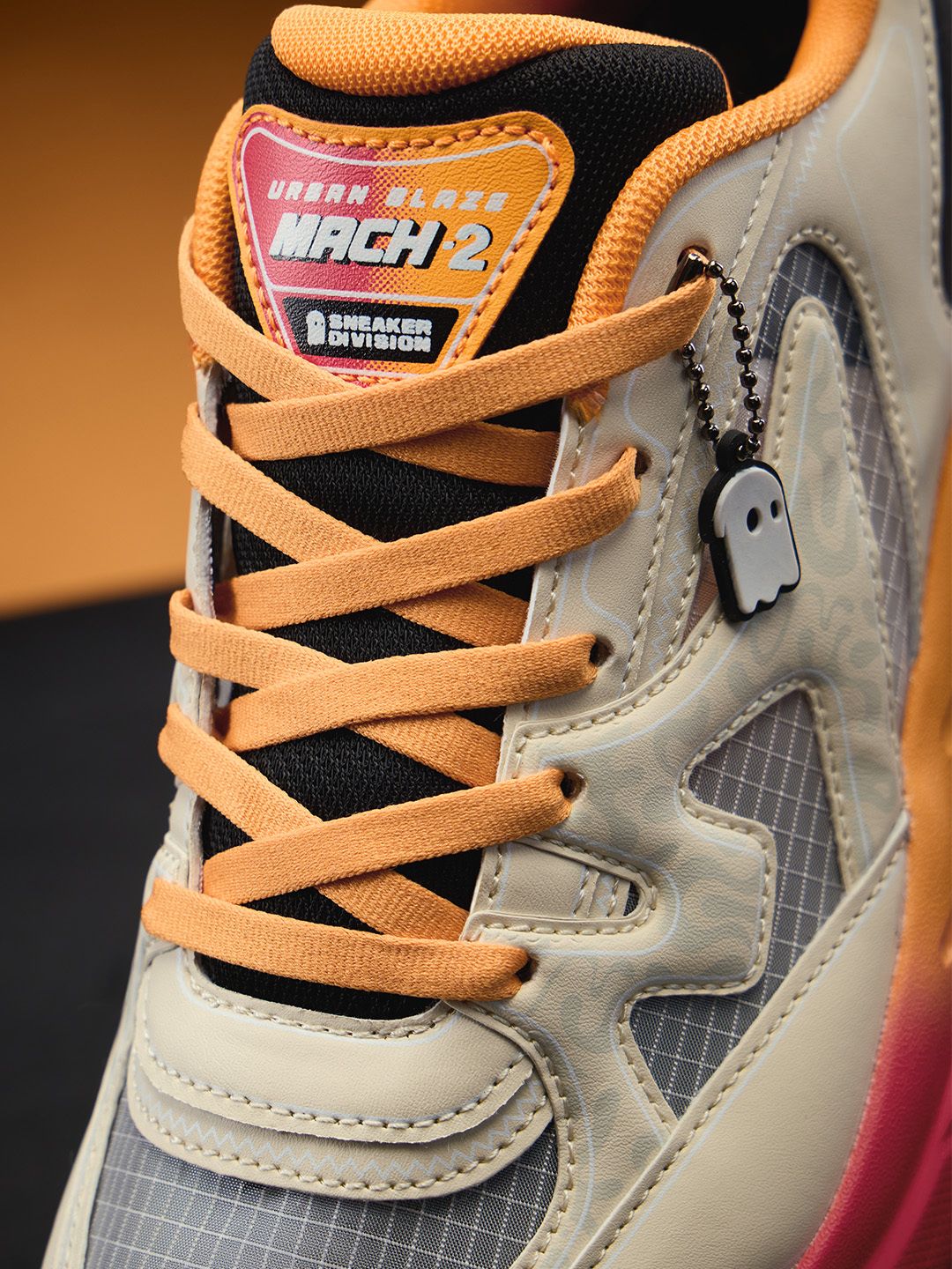MACH 2 Men Low Top Sneakers