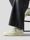 UBZ FLY: Off White Men Low Top Sneakers
