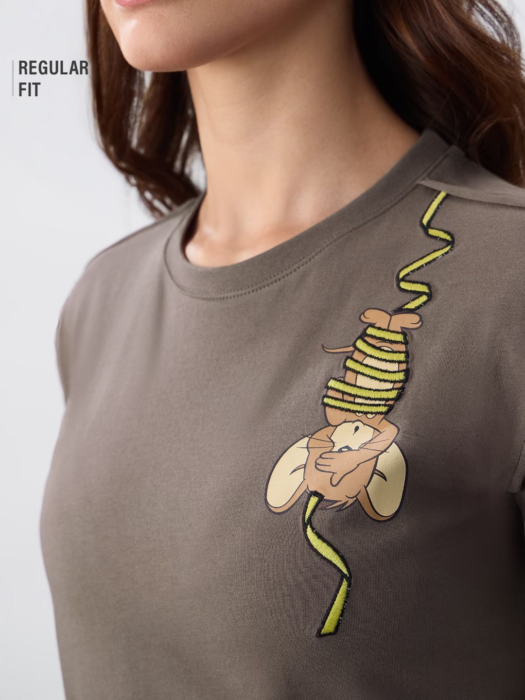 Tom & Jerry: Hanging Jerry Women Regular T-Shirts