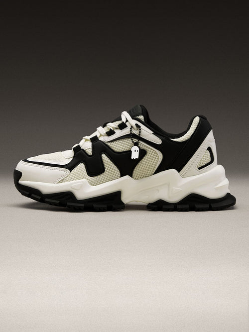 Fumes NX: Storm Men Low Top Sneakers