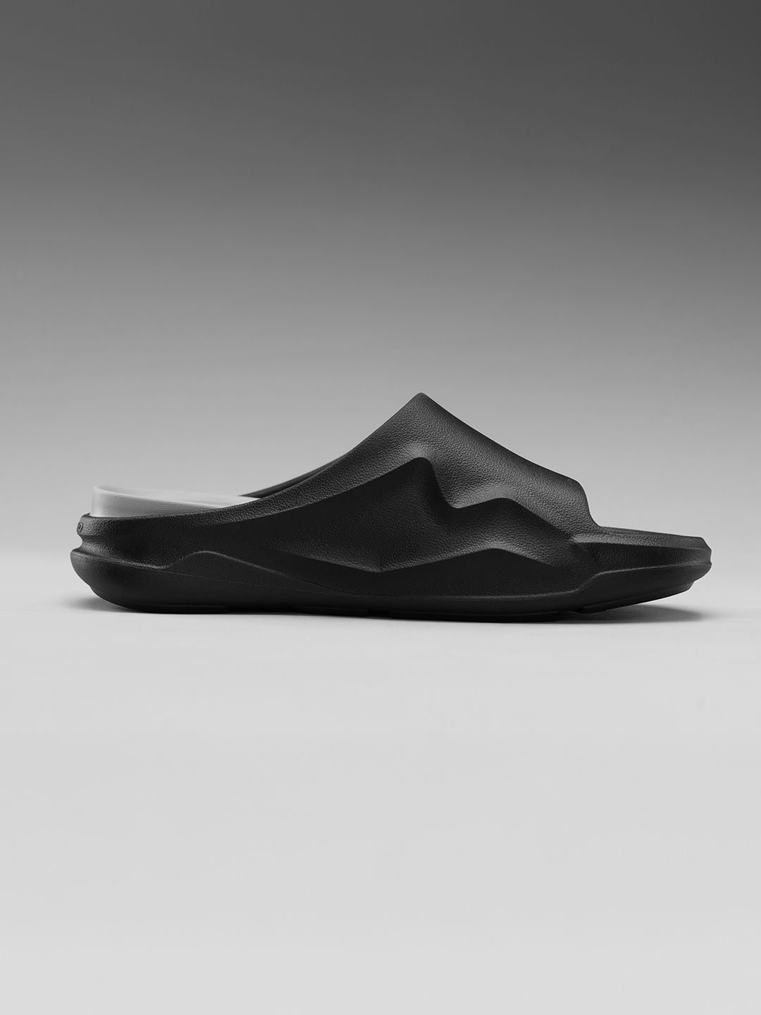 Slides 2.0: Eclipse Men Sliders