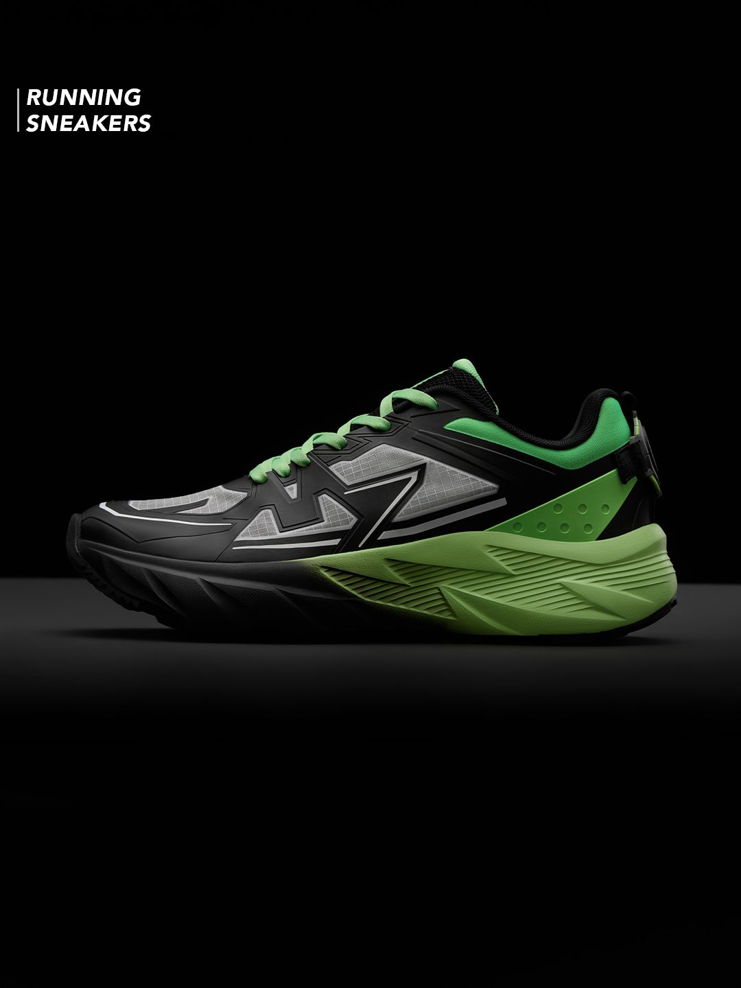 Ben 10: Alien Force Men Low Top Sneakers