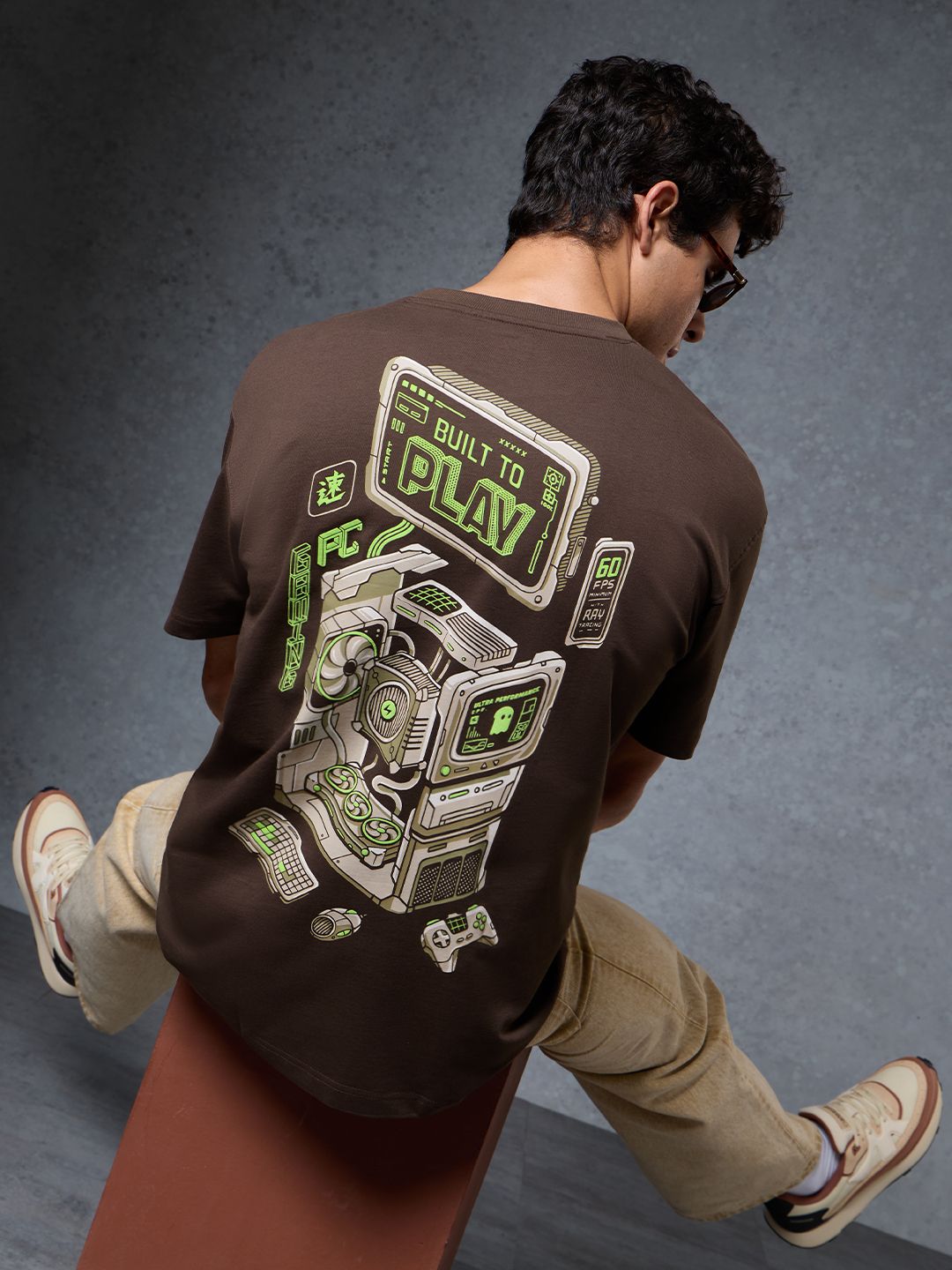 TSS Originals: Built To Play Oversized T-Shirts