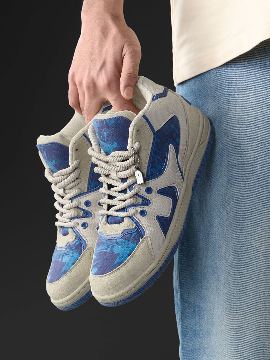 UBZ: Aqua Men Mid Top Sneakers