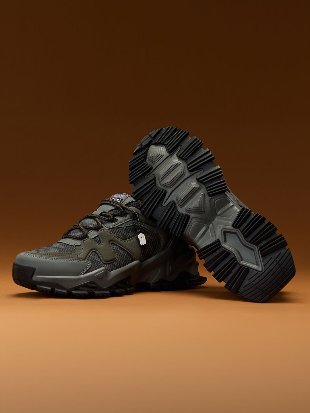 Fumes NX: Camo Low Top Men Low Top Sneakers