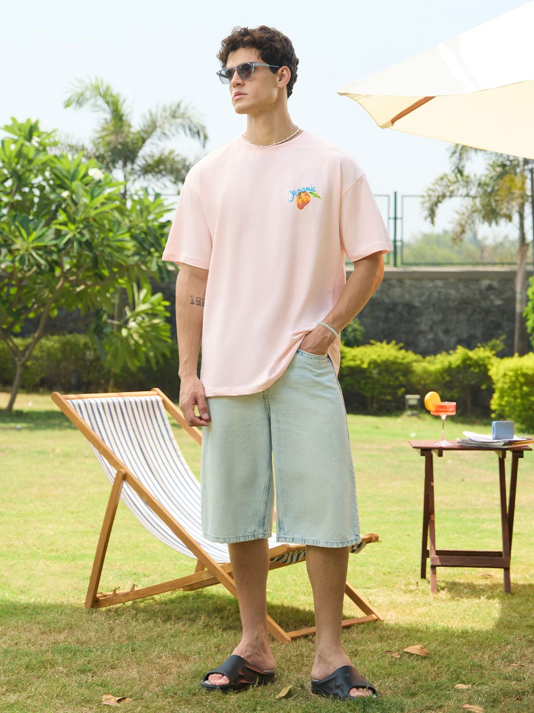 Oversized T-Shirt: Summer Mangoes Oversized T-Shirts