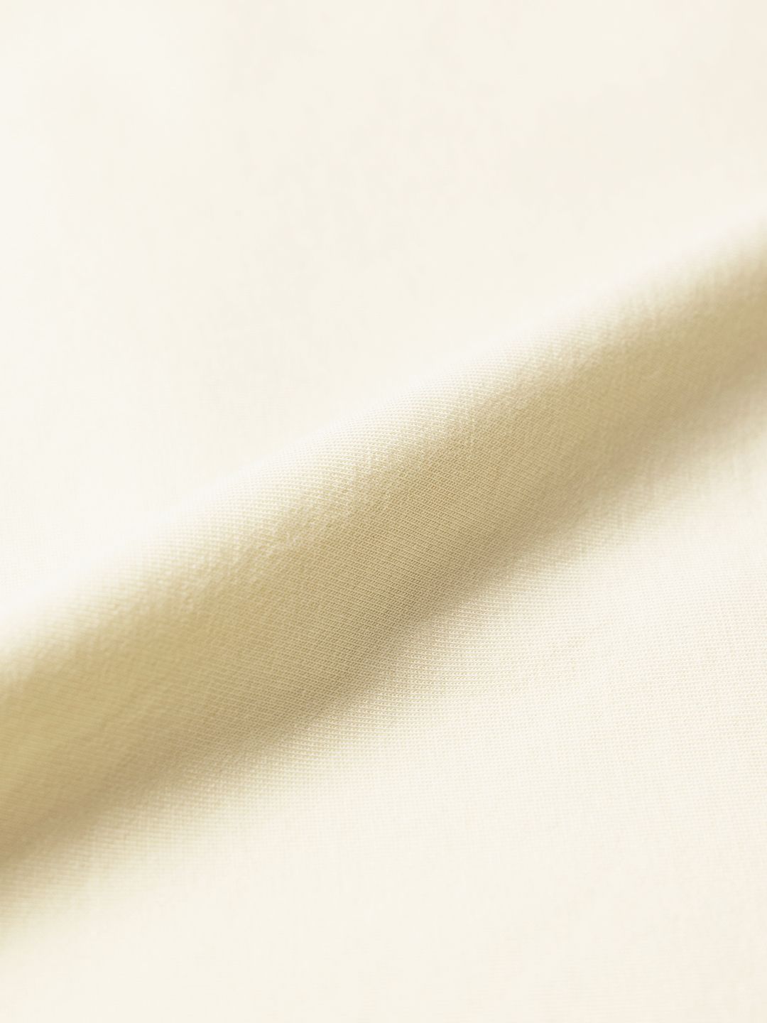 Bermuda Shorts: Ivory Hue Men Bermuda Shorts