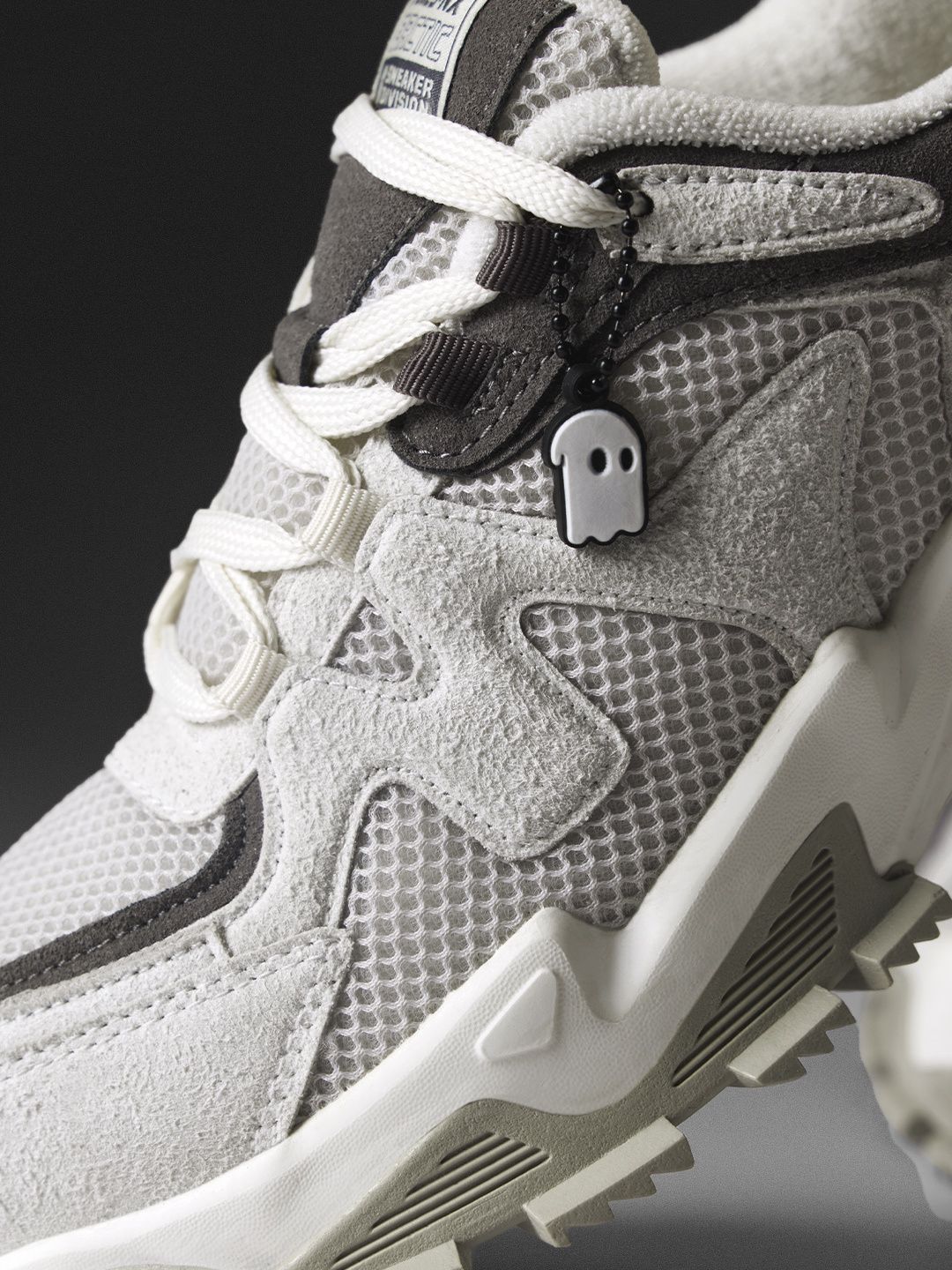 Fumes NX: Arctic Grey Men Low Top Sneakers