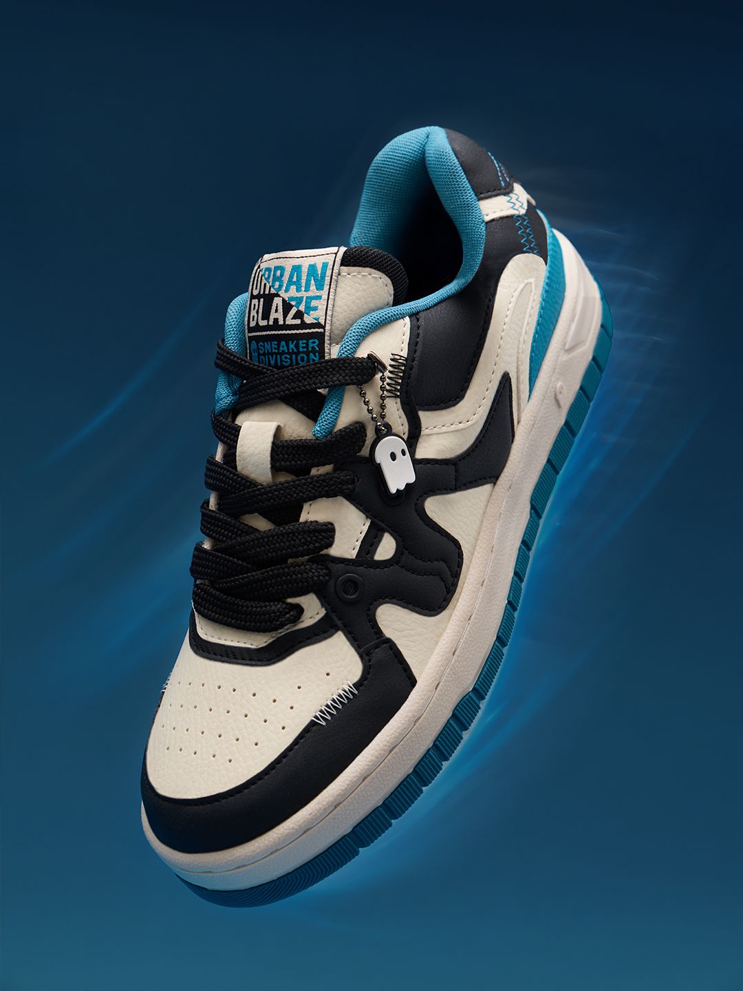 Blueberry: Urban Blaze Women Low Top Sneakers