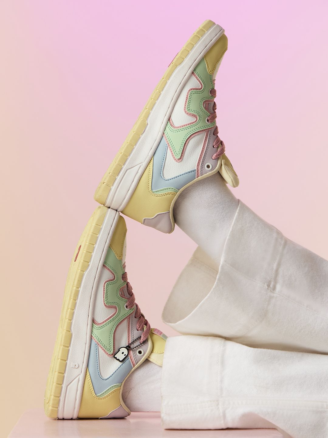 Cassata: Urban Blaze Women Low Top Sneakers