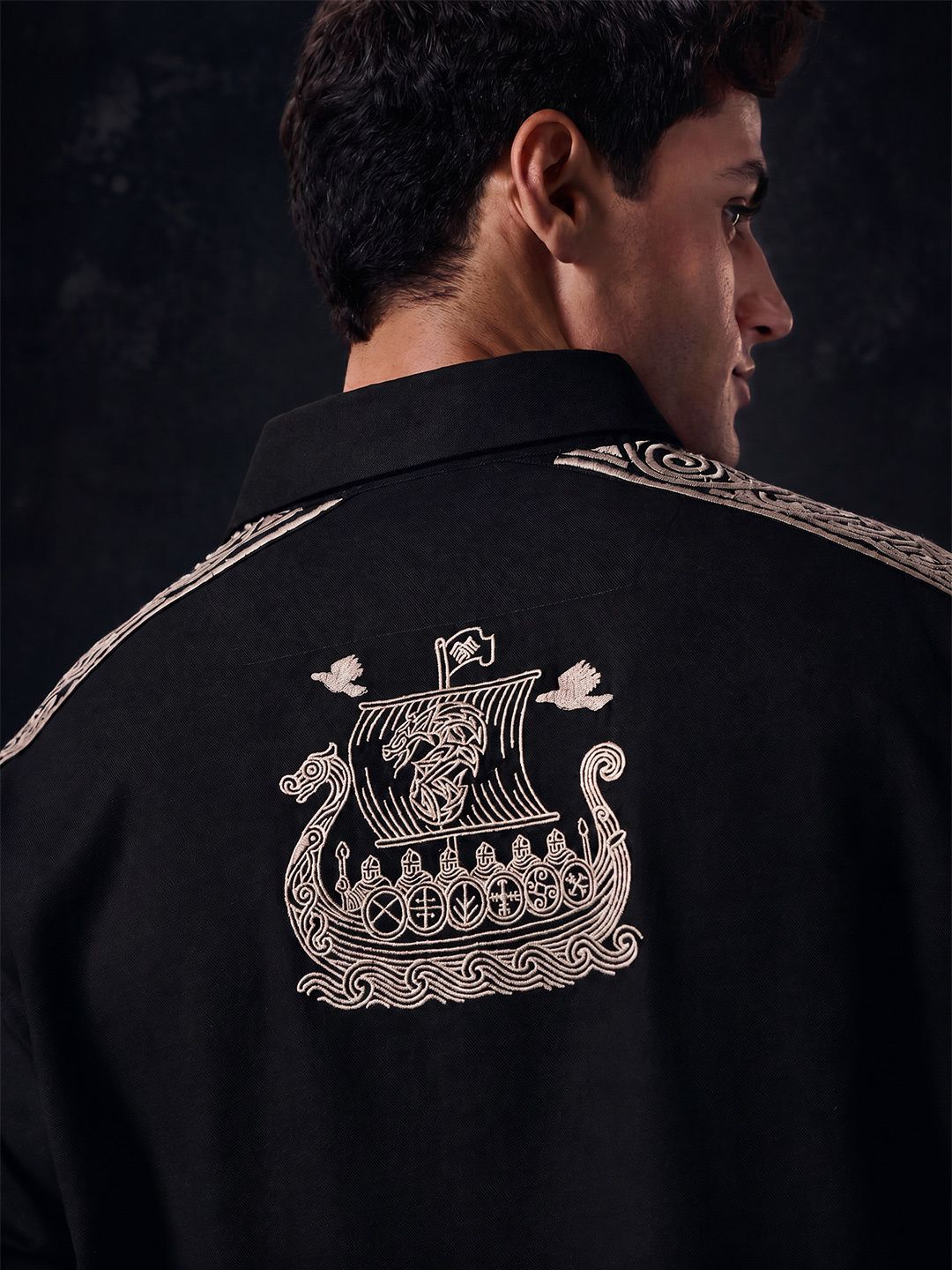 Vikings: Knarr Men Relaxed Shirts