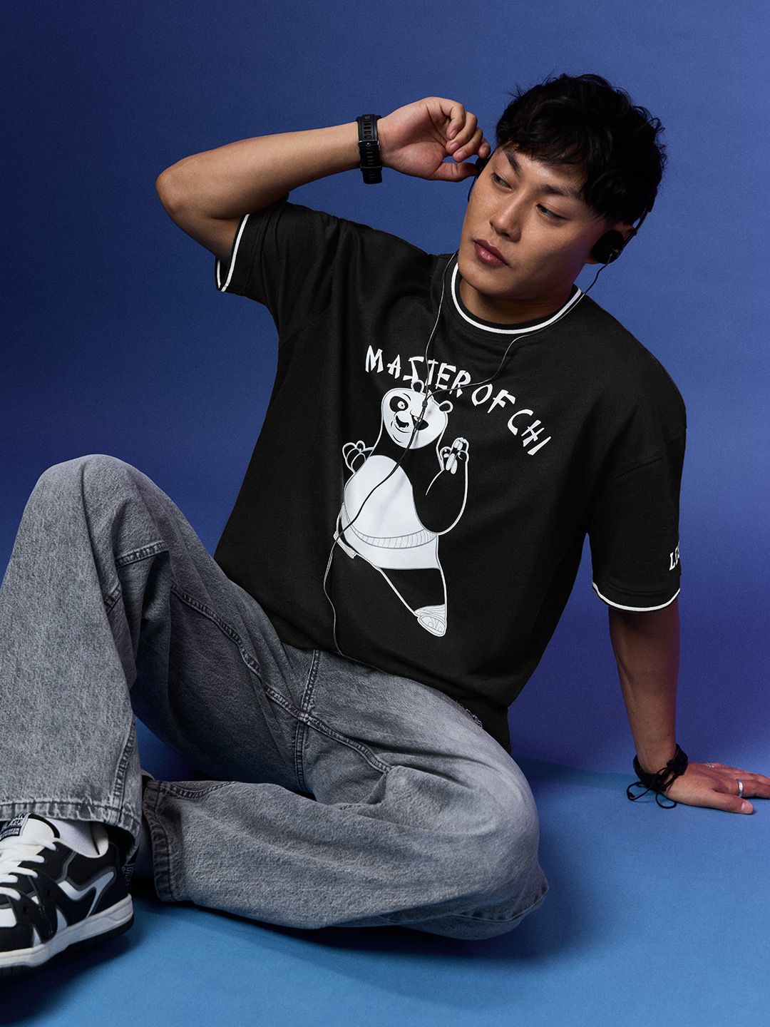 Kung Fu Panda: Master Of Chi Oversized T-Shirts